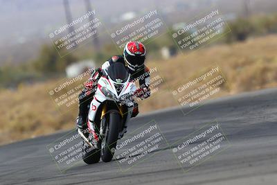 media/Apr-09-2022-SoCal Trackdays (Sat) [[c9e19a26ab]]/Turns 16 and 17 Exit (1030am)/